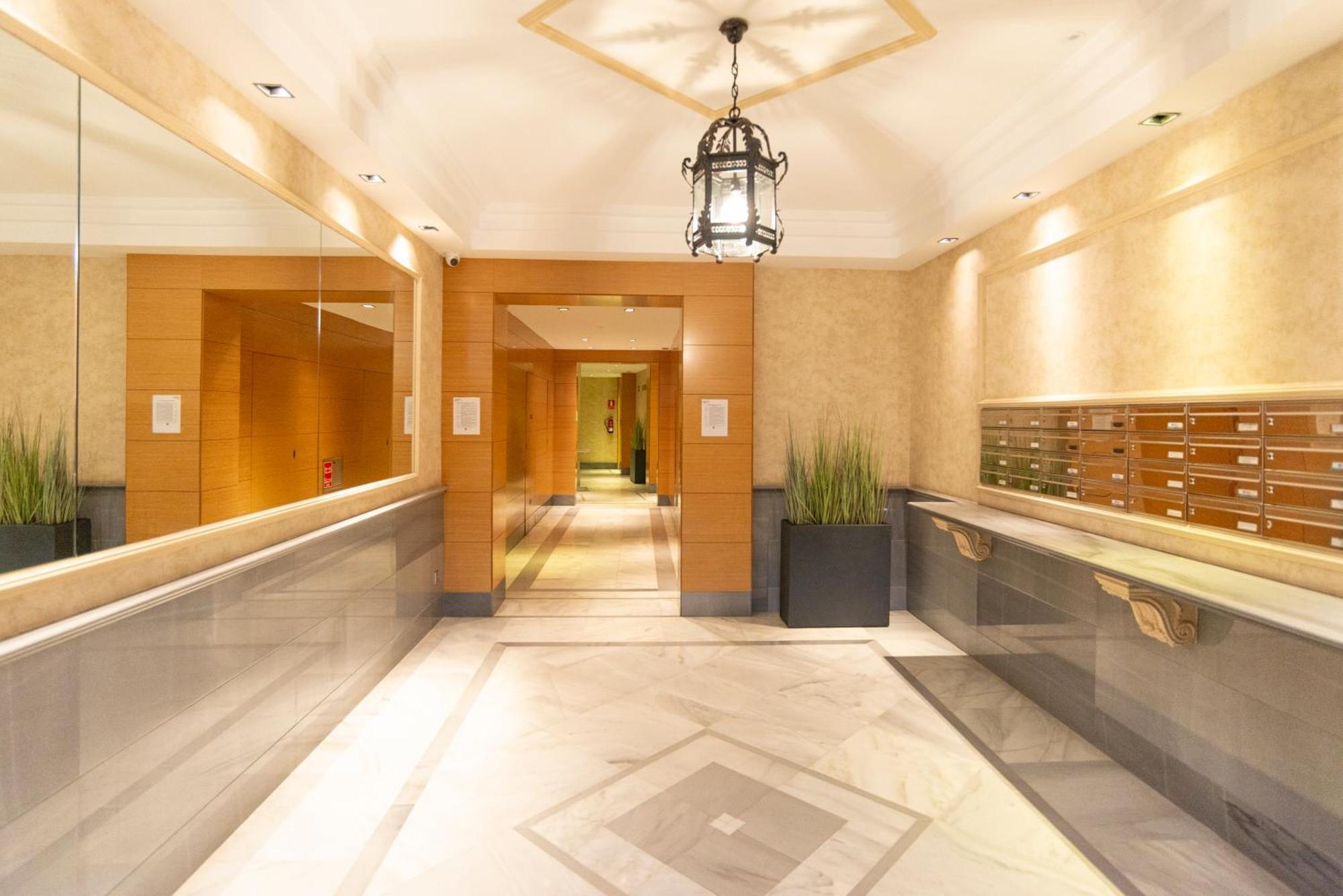 Souviron & Old Town By Ele Apartments Μάλαγα Εξωτερικό φωτογραφία